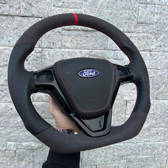Personnalisation volant cuir alcantara pour FORD FIESTA MK7